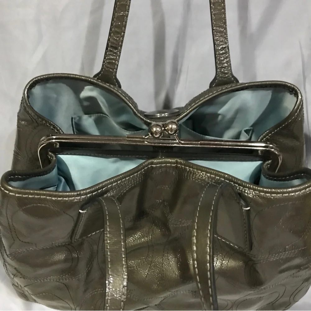 Coach Gray Patent Leather Kisslock Satchel Bag F15658